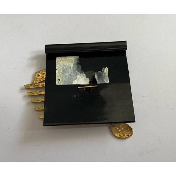 Vintage Gold Tone Musical Note Scale Staff Fashion Brooch Pin - Picture 3 of 4